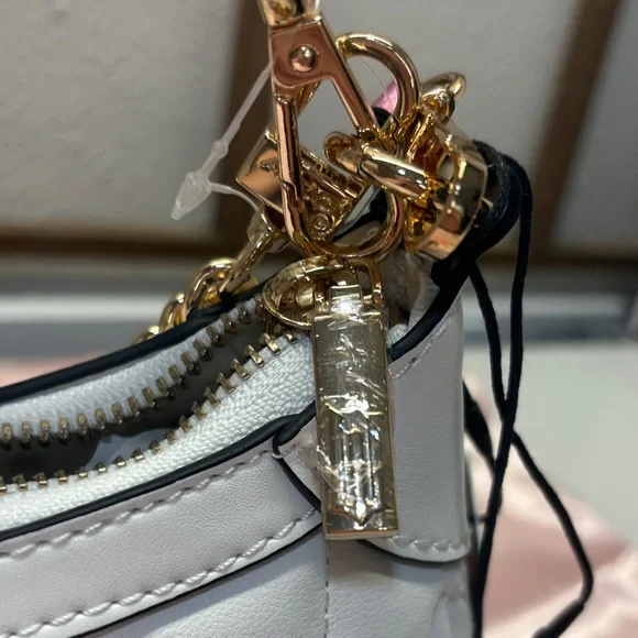 Aldo WICKED Stylish White with charms and Guitar Strap Women's Bag SOLD OUT! - Picture 11 of 15